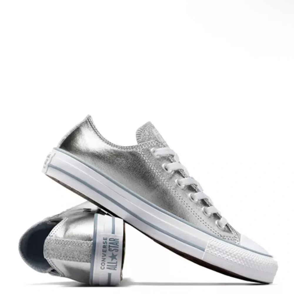 Converse Women's Chuck Taylor All Star Ox Sparkle Sneakers NWOT - Picture 7 of 8